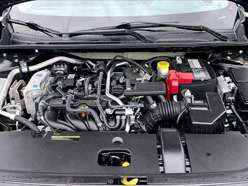 Used 2023 Nissan Sentra SR w/ Midnight Edition Package FWD image 9