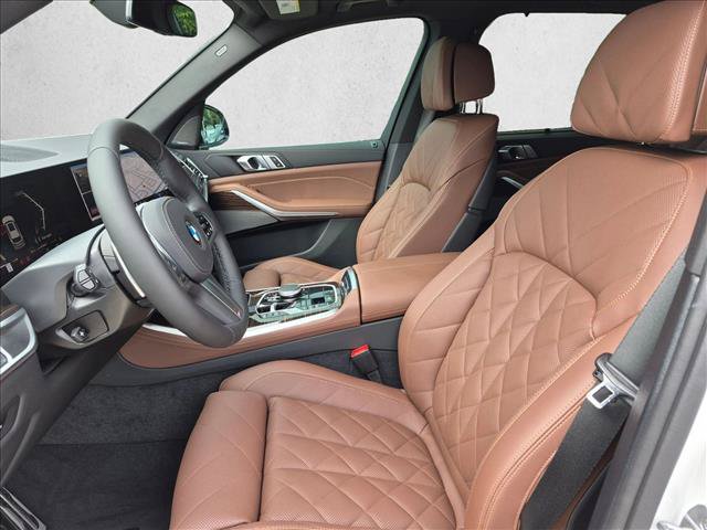 Used 2026 BMW X5 sDrive40i w/ M Sport Package RWD image 4