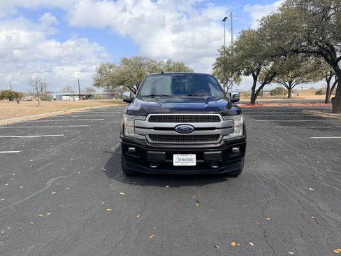 Used 2019 Ford F150 Platinum w/ Equipment Group 701A Luxury image 2