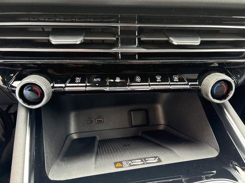 New 2026 Chevrolet Traverse High Country image 29