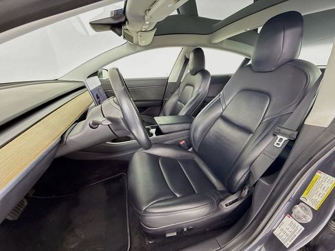 Used 2018 Tesla Model 3 image 5