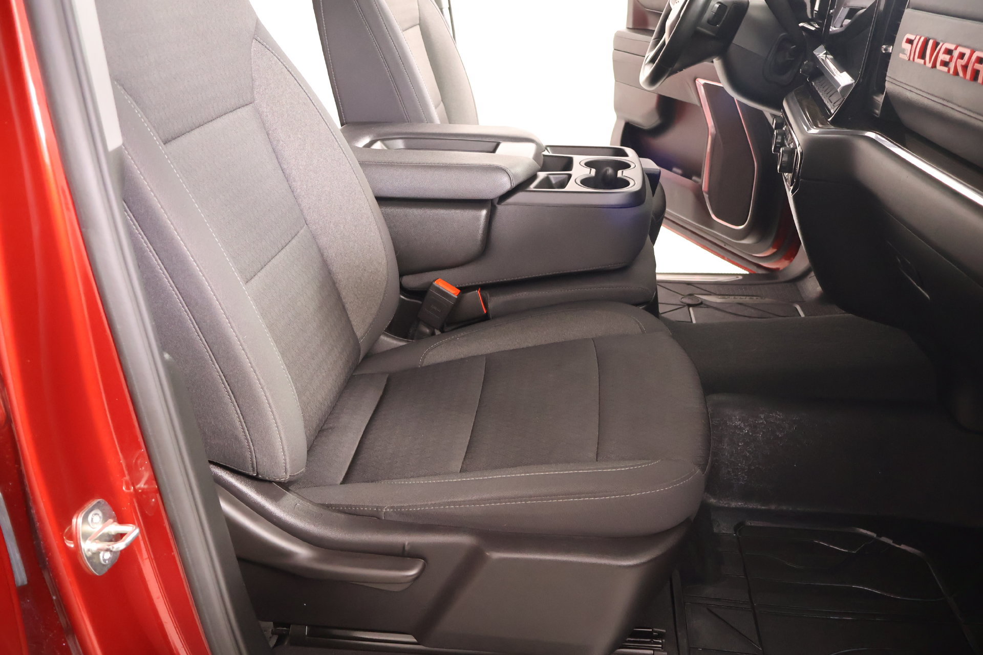 Used 2024 Chevrolet Silverado 1500 LT w/ Safety Package AWD/4WD image 13