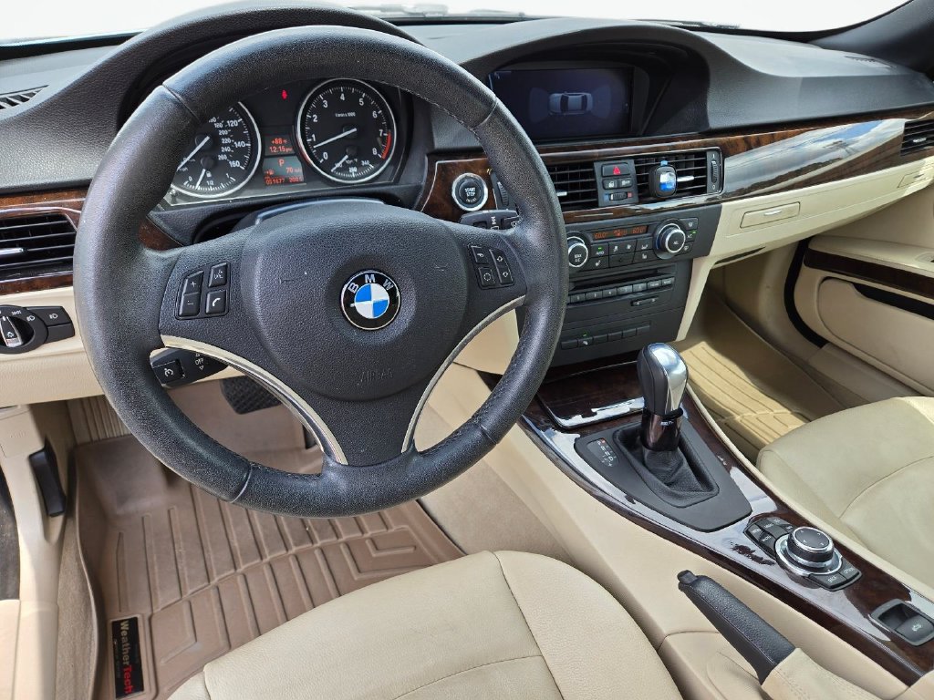 Used 2013 BMW 328i Convertible RWD image 18