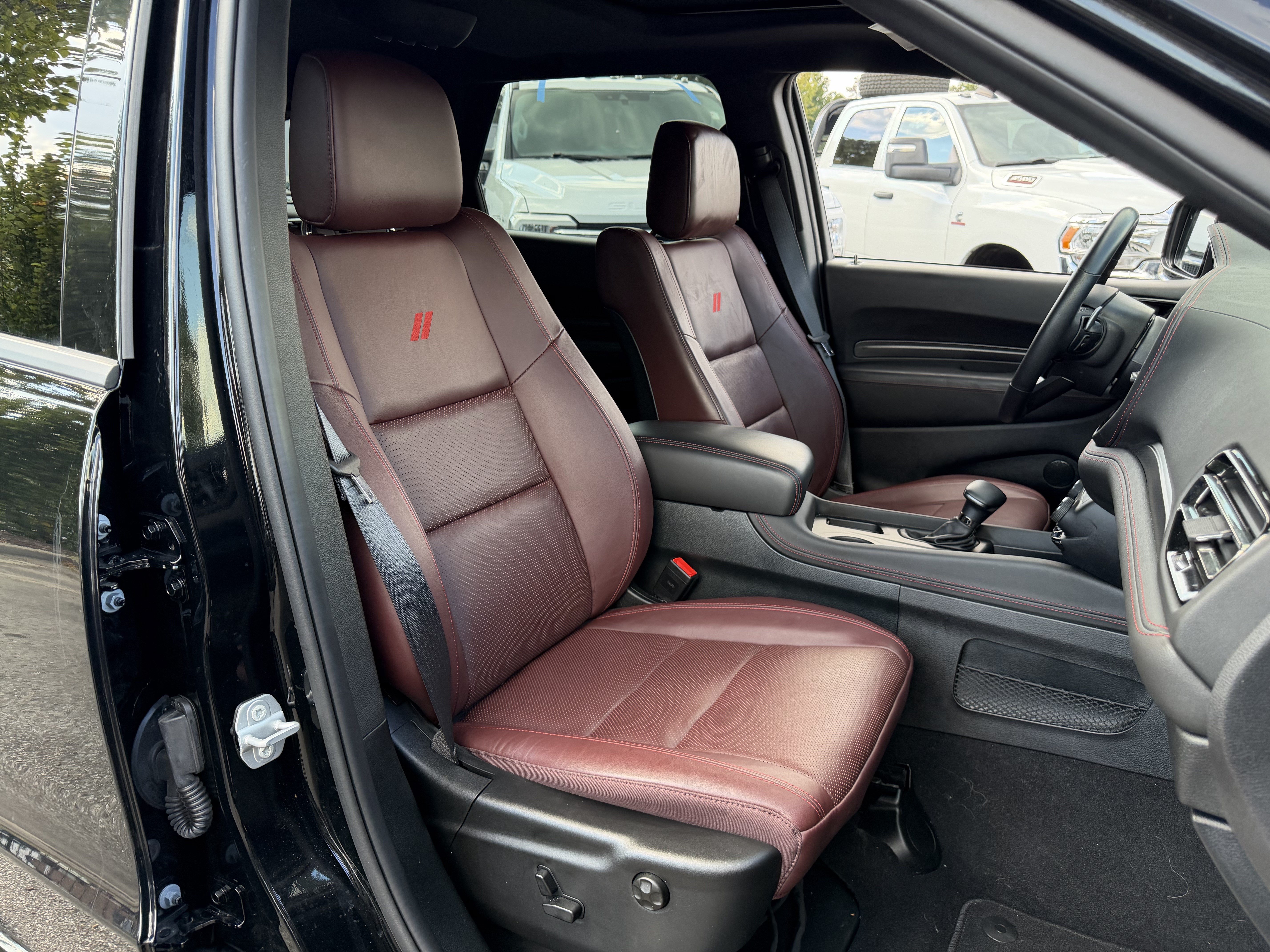 Used 2025 Dodge Durango GT AWD/4WD image 38