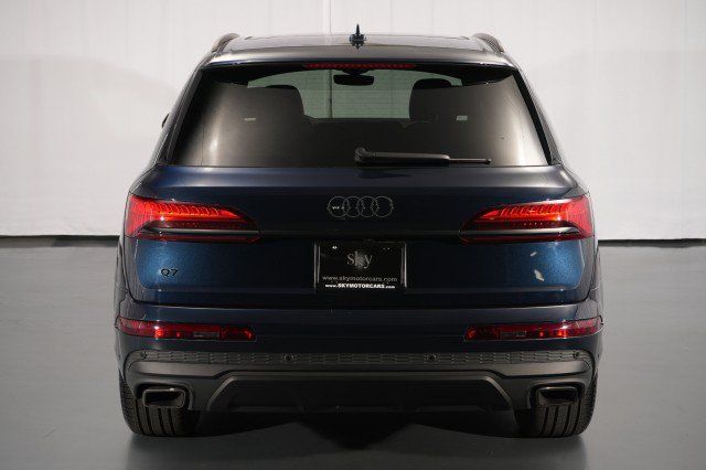 Used 2025 Audi Q7 2.0T Premium Plus w/ Premium Plus Package AWD/4WD image 12