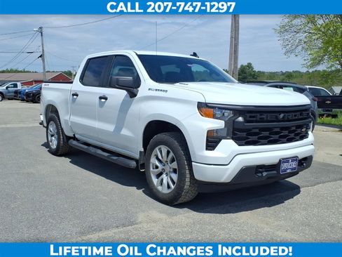 Used 2024 Chevrolet Silverado 1500 Custom AWD/4WD image 3