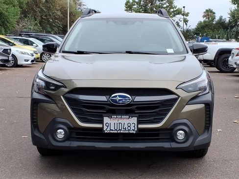 Used 2024 Subaru Outback Premium AWD/4WD image 2