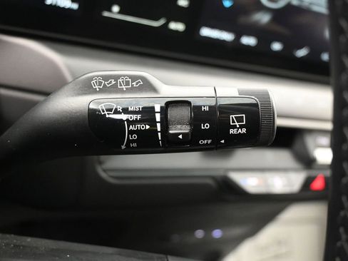 Used 2024 Kia EV9 Light RWD image 18