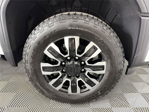 New 2026 GMC Sierra 2500 Denali Ultimate AWD/4WD image 10