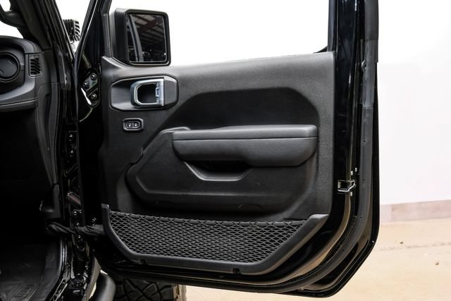 Used 2025 Jeep Gladiator Rubicon w/ Safety Group AWD/4WD image 85