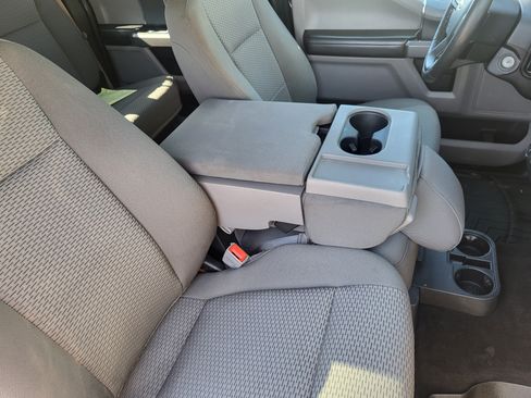 Used 2019 Ford F150 XLT w/ Equipment Group 302A Luxury AWD/4WD image 13