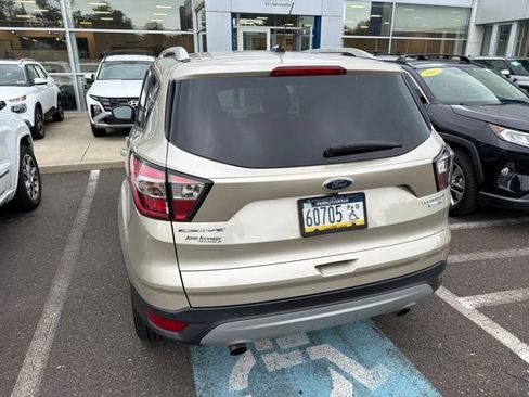 Used 2017 Ford Escape Titanium AWD/4WD image 9