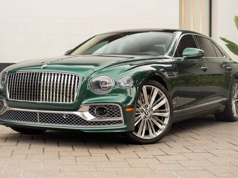 Used 2023 Bentley Flying Spur W12 image 63