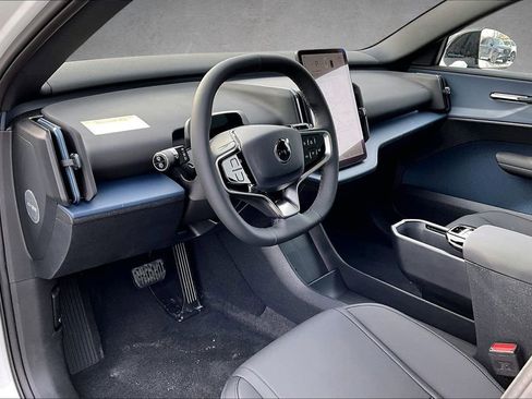 New 2026 Volvo EX30 Cross Country Ultra w/ Protection Package Premier AWD/4WD image 7