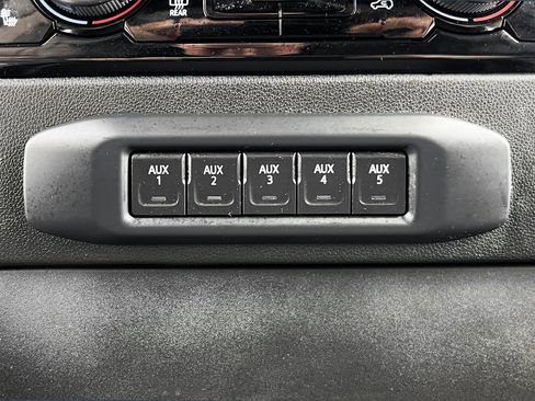 Used 2024 Chevrolet Silverado 2500 High Country w/ High Country Premium Package image 28