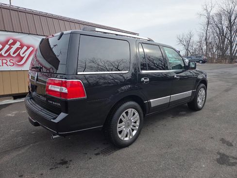 Used 2013 Lincoln Navigator 4WD image 6