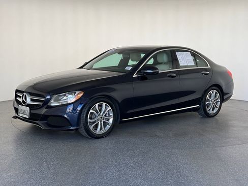 Used 2018 Mercedes-Benz C 300 Sedan image 9