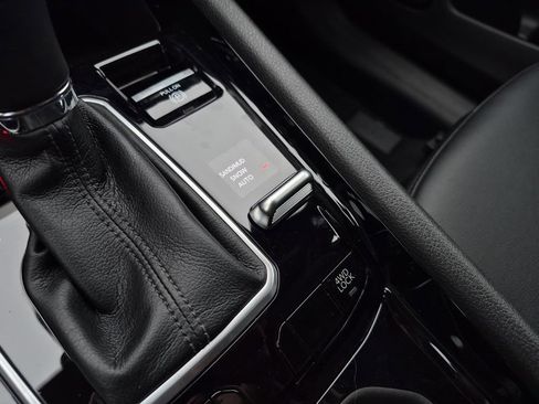 New 2026 Jeep Compass Latitude image 26