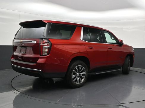 Used 2022 Chevrolet Tahoe LT w/ LT Signature Package RWD image 5