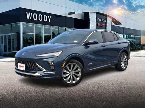 New 2026 Buick Envista Avenir FWD image 2