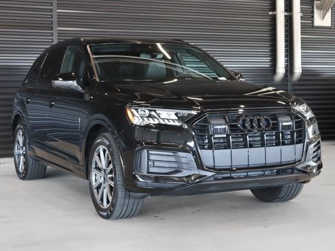 Used 2023 Audi Q7 2.0T Premium Plus image 12