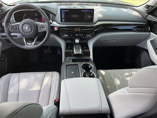 Used 2026 Acura MDX w/ Technology Package FWD image 11