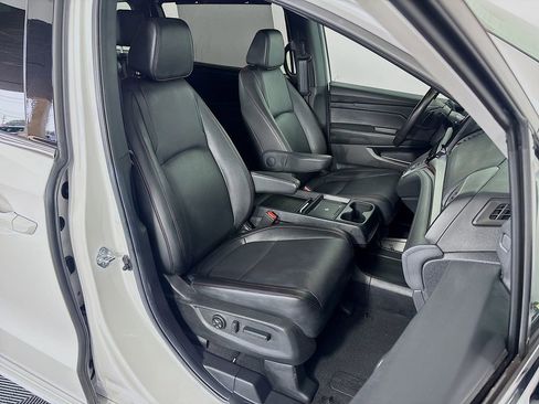 Used 2025 Honda Odyssey Sport-L image 28