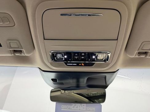 Used 2022 Lincoln Corsair Reserve w/ Equipment Group 201A AWD/4WD image 34