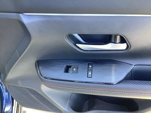 Used 2025 Nissan Kicks SR w/ Illumination Package AWD/4WD image 37