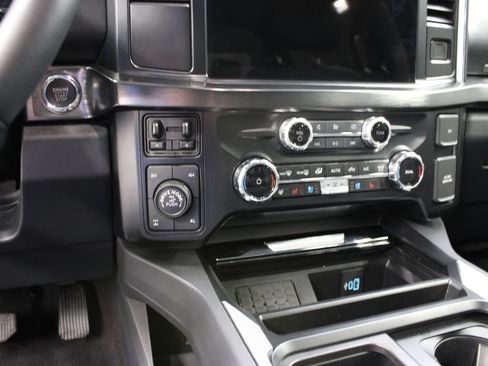Used 2024 Ford F250 Lariat w/ Tremor Off-Road Package AWD/4WD image 69