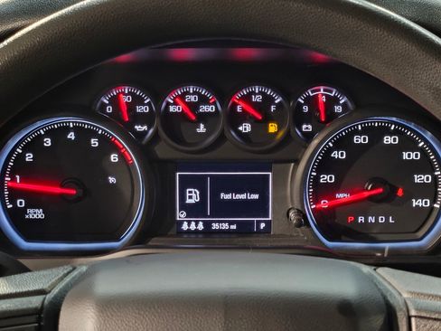 Used 2024 Chevrolet Silverado 2500 Custom w/ Custom Value Package image 15