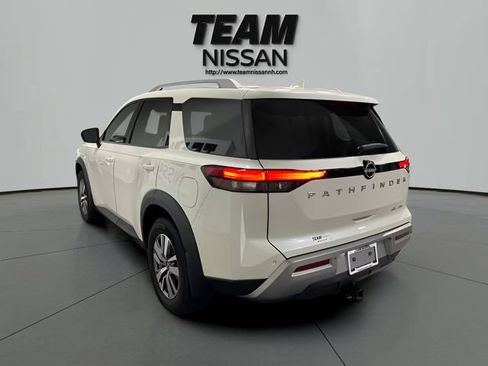 Certified 2022 Nissan Pathfinder SL AWD/4WD image 5