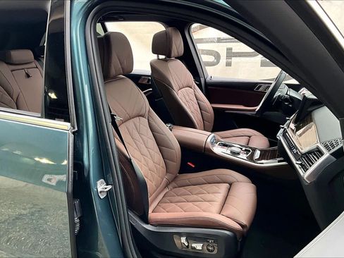 Certified 2026 BMW X5 sDrive40i image 8