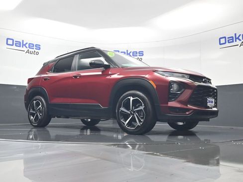 Used 2023 Chevrolet TrailBlazer RS w/ Sun and Liftgate Package AWD/4WD image 38
