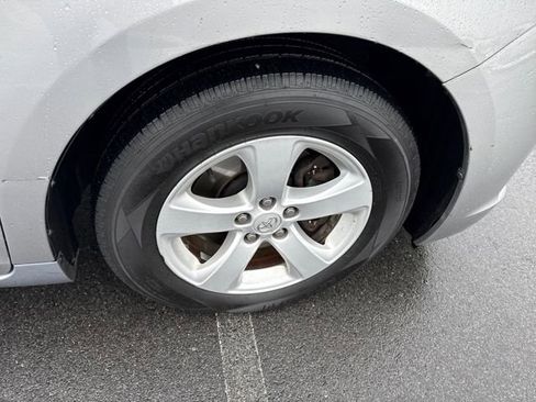 Used 2015 Toyota Sienna LE image 11