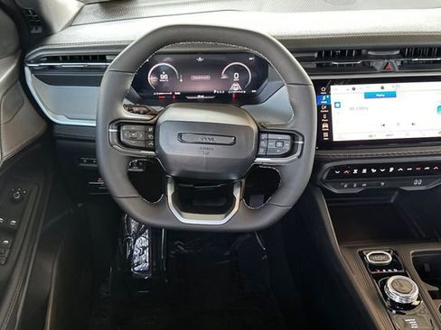 New 2026 Jeep Cherokee Limited AWD/4WD image 13