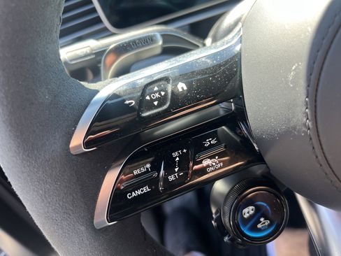 Used 2026 Mercedes-Benz GLE 63 AMG S image 35