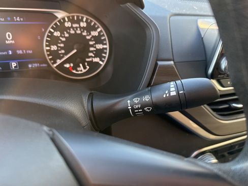 Used 2024 Nissan Altima 2.5 SV image 45