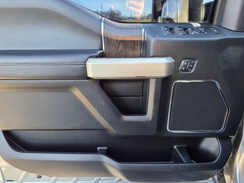 Used 2021 Ford F250 Lariat w/ Lariat Value Package image 15