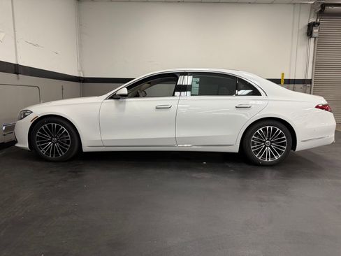 New 2026 Mercedes-Benz S 580 4MATIC Sedan image 9
