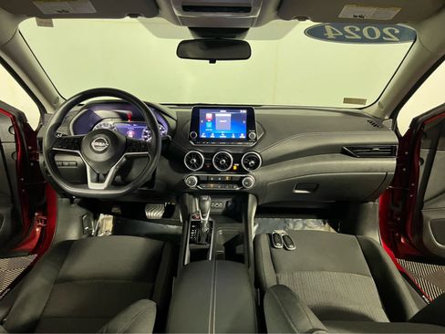 Certified 2024 Nissan Sentra SV FWD image 10