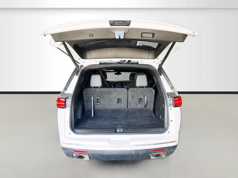 Used 2022 Chevrolet Traverse Premier AWD/4WD image 26
