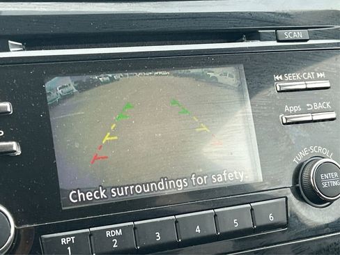 Used 2016 Nissan Rogue S w/ Appearance Package image 30