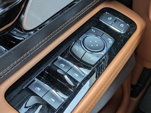 Used 2024 Lincoln Aviator Black Label w/ Dynamic Handling Package AWD/4WD image 27