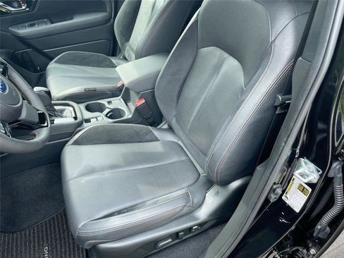 Certified 2025 Subaru Forester Touring AWD/4WD image 12