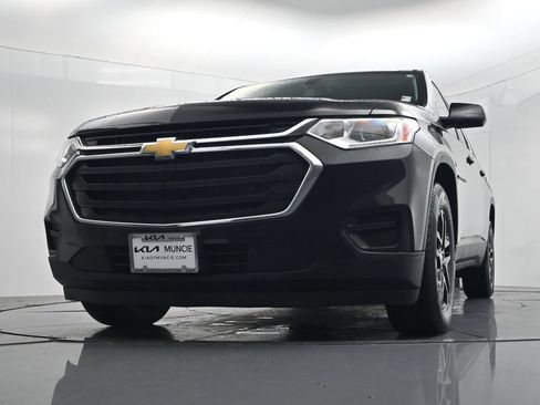 Used 2020 Chevrolet Traverse LS w/ LPO, Floor Liner Package AWD/4WD image 39