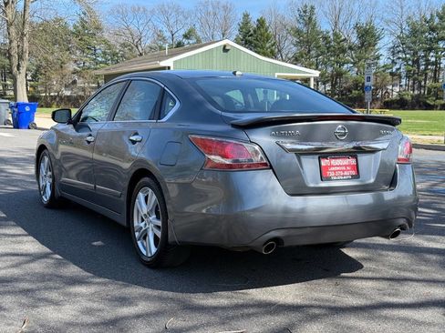 Used 2015 Nissan Altima 3.5 SL image 9