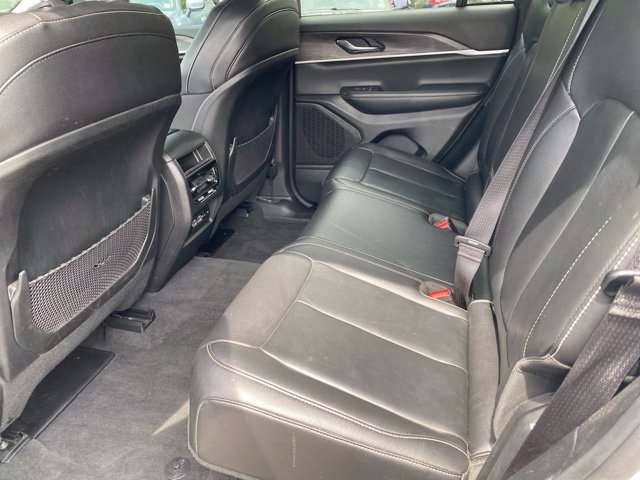 Used 2023 Jeep Grand Cherokee Limited w/ Trailer Tow Prep Group (B) RWD image 22
