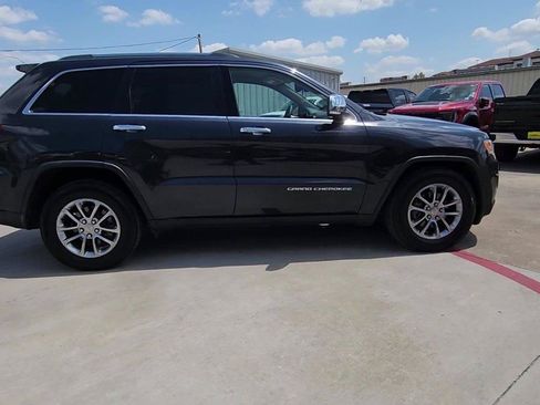 Used 2015 Jeep Grand Cherokee Limited AWD/4WD image 9