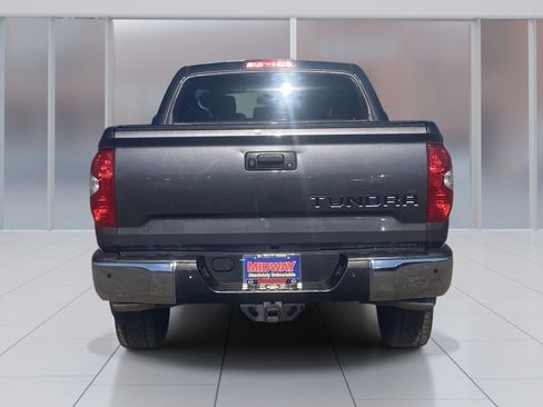 Used 2017 Toyota Tundra SR5 image 5